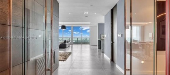 3 dormitorios propiedad comercial en venta en Miami, Miami-Dade, Florida, USA № 615216 28
