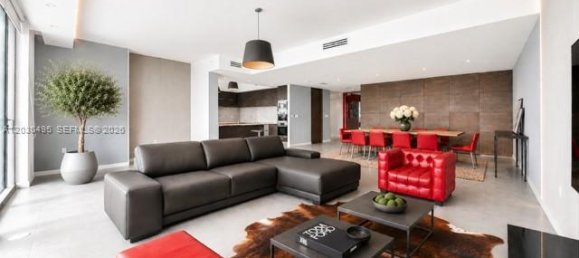 3 dormitorios propiedad comercial en venta en Miami, Miami-Dade, Florida, USA № 615216 23