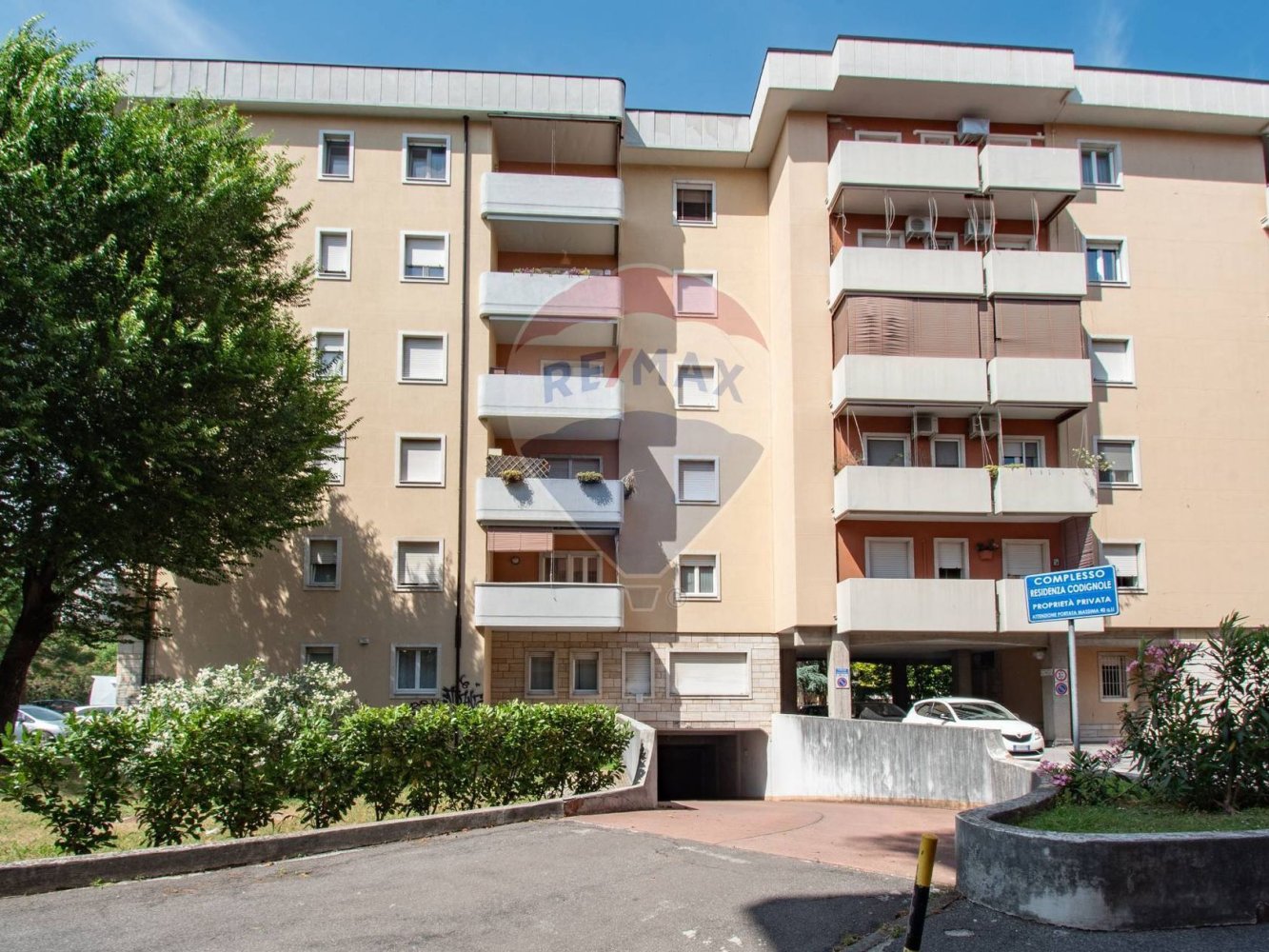 1 bedroom Apartment in Brescia, Italy No. 368437