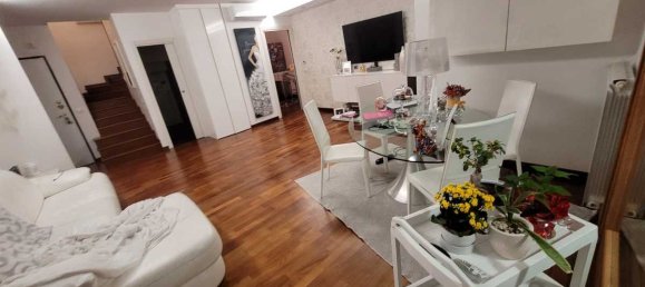 3 bedrooms Penthouse in Pescara, Italy No. 332799 22
