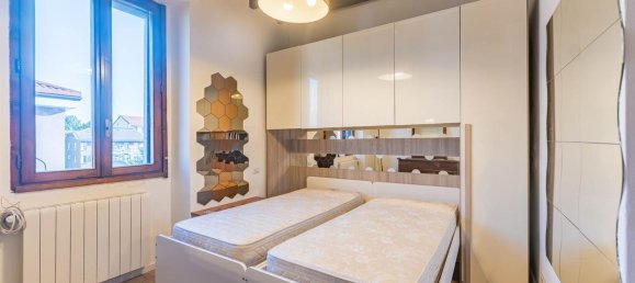 2 rooms Apartment in Milan, Italy No. 318546 8