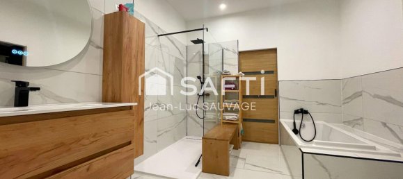 3 bedrooms Apartment in Tourcoing, France No. 259726 5