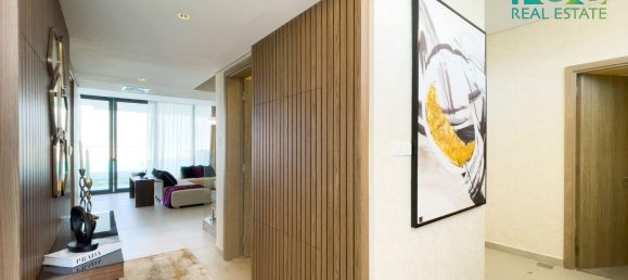 5 bedrooms Villa in Sharjah, UAE No. 31110 3