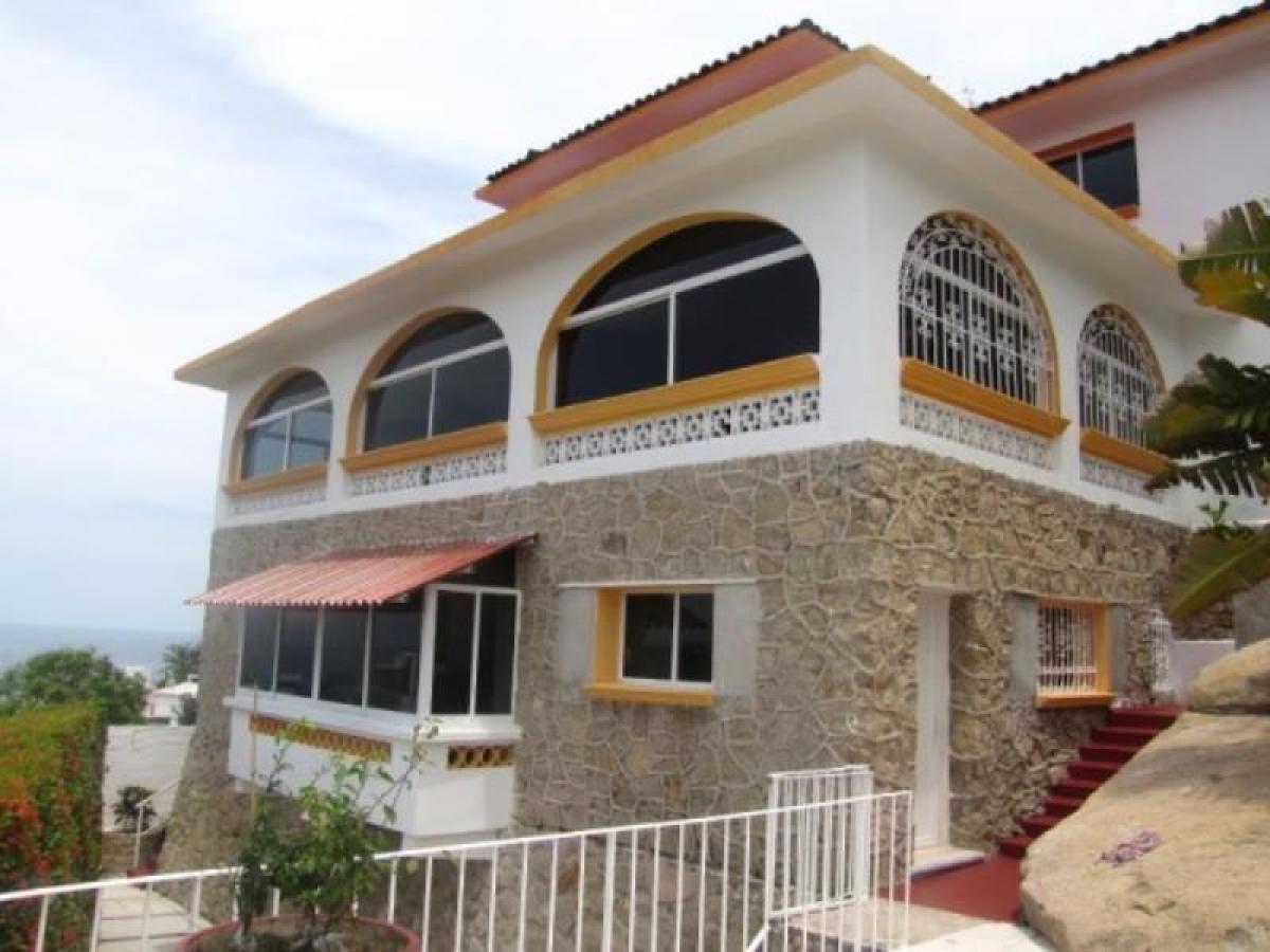 6 bedrooms House in Guerrero, Mexico No. 146376