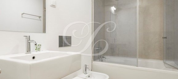 3 bedrooms Apartment in Lisbon, Portugal No. 10995 18