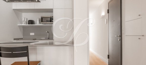 3 bedrooms Apartment in Lisbon, Portugal No. 10995 11