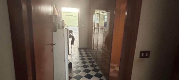 3 rooms Apartment in Luzzara, Italy No. 212407 4