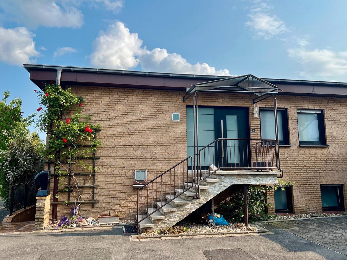 3 bedrooms Bungalow in Hamm, Germany No. 84939