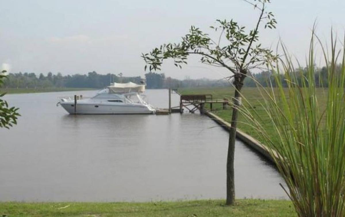  قطعة أرض في Tigre, Argentina رقم 42011