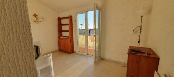 1 bedroom Apartment in Fleury, France No. 315528 6