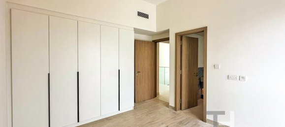 Вилла с 4 спальнями в Al Furjan, ОАЭ № 94466 9