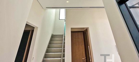 Вилла с 4 спальнями в Al Furjan, ОАЭ № 94466 12