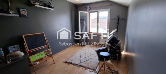 5 bedrooms House in Laon, France No. 336734 8