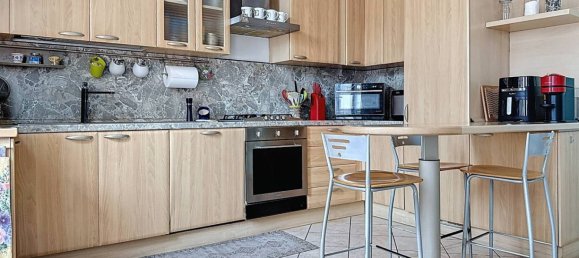 Квартира с 3 спальнями в Мерате, Италия № 335058 19