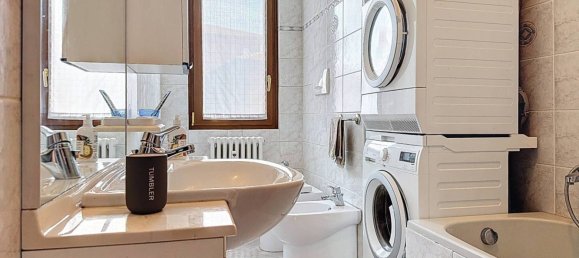 Квартира с 3 спальнями в Мерате, Италия № 335058 26