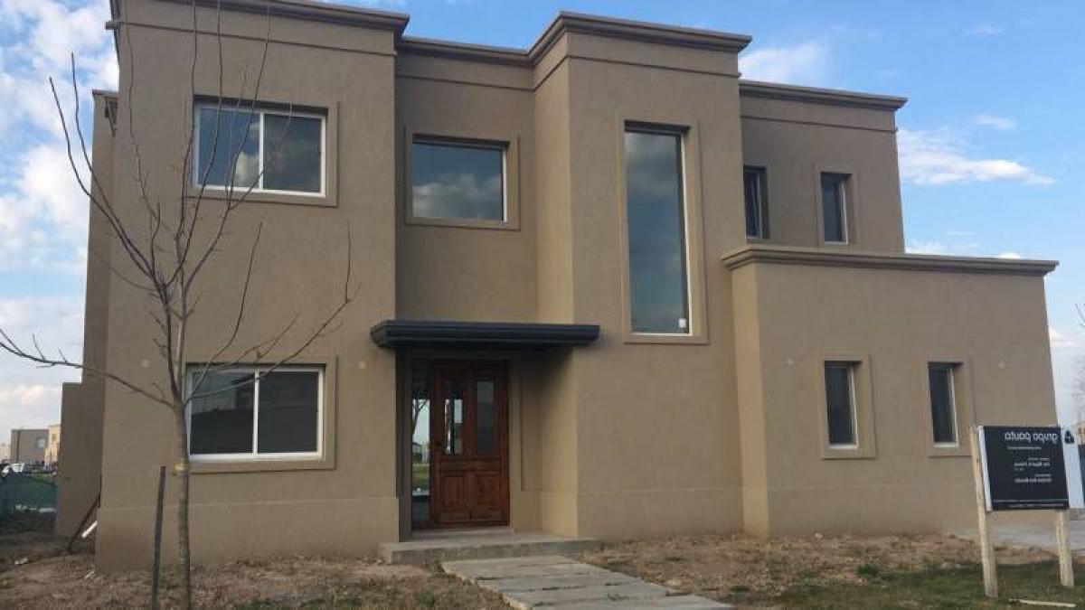 3 bedrooms House in Tigre, Argentina No. 60410