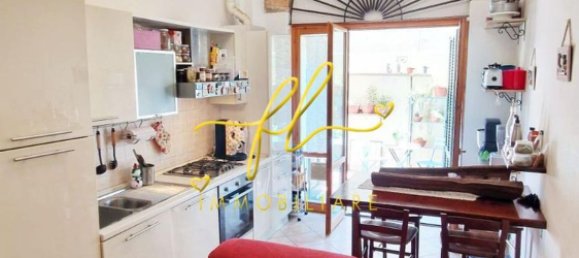 2 rooms Apartment in Livorno, Italy No. 270337 3