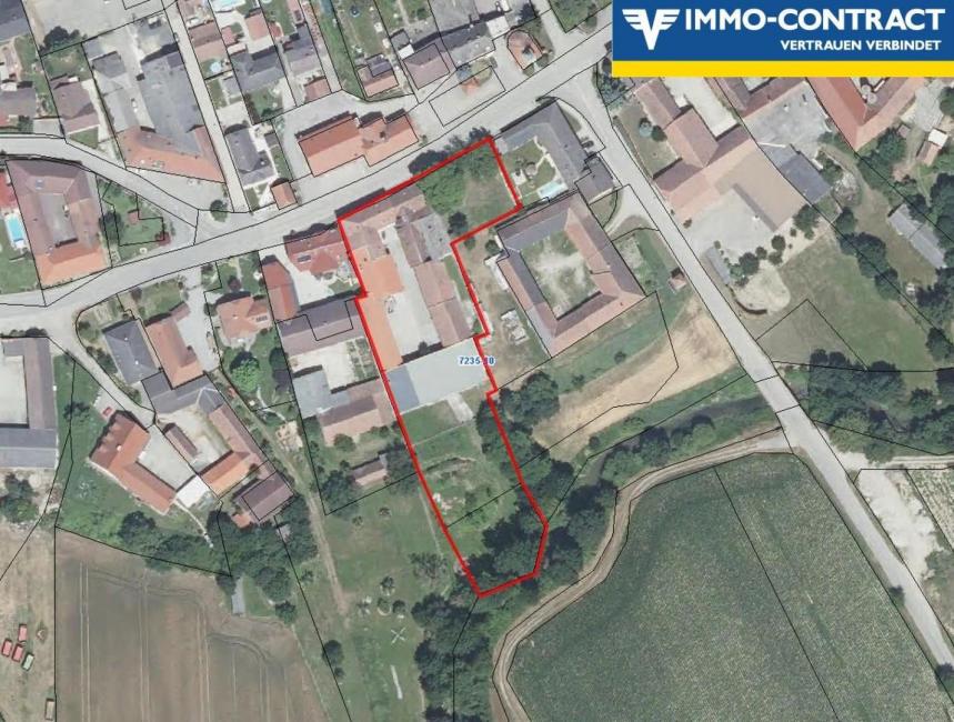 1230m² Commercial property in St. Polten, Austria No. 106077