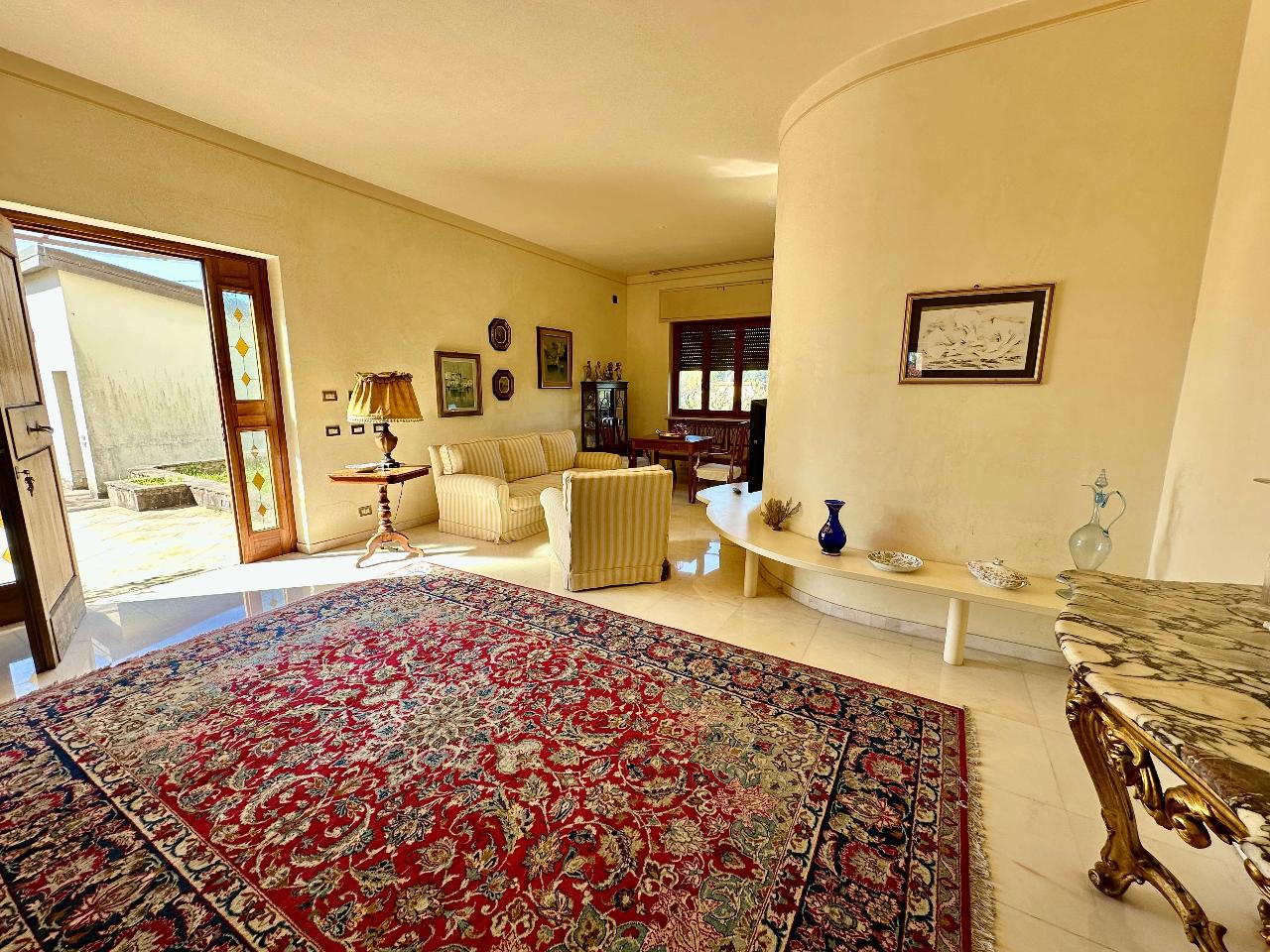 8 rooms Villa in Capannori, Italy No. 43437