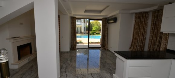 Villa 4+1 em Kundu, Turkey N.º 8979 2
