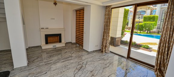 Villa 4+1 em Kundu, Turkey N.º 8979 12