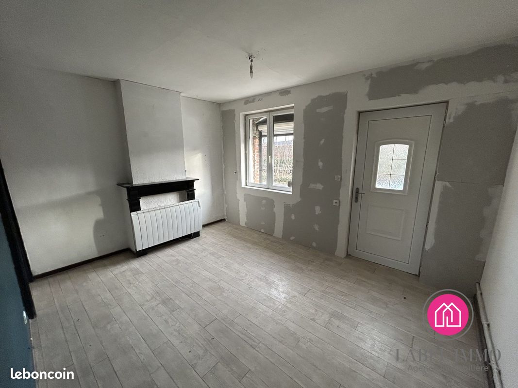 3-Zimmer Haus in Brebieres, France, Nr. 252763