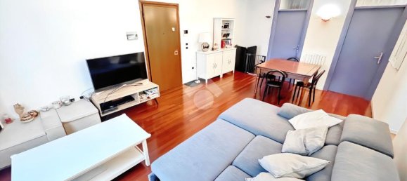 2 bedrooms Apartment in Parma, Italy No. 291869 6