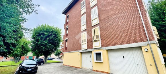 2 bedrooms Apartment in Parma, Italy No. 291869 3