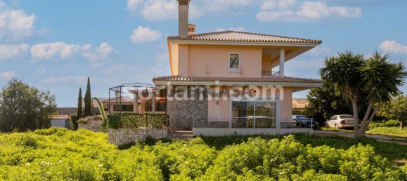 4 bedrooms House in Faro, Portugal No. 160152 10