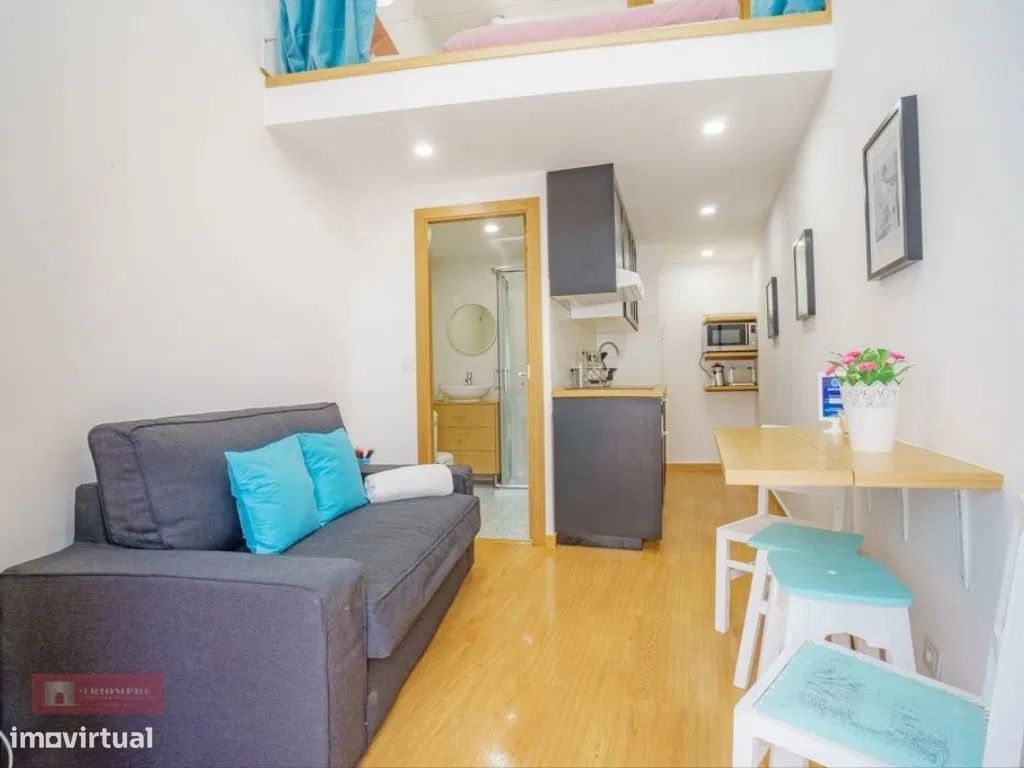 Дуплекс с 1 спальней в Лиссабон, Португалия № 90233