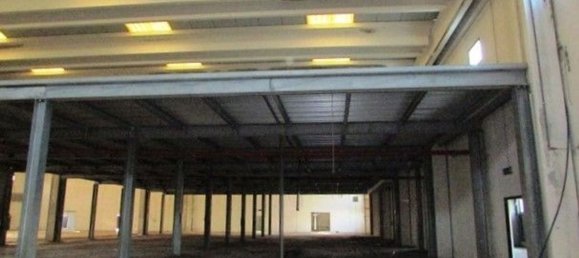 Склад с 4 комнатами в Колоннелла, Италия № 90975 22