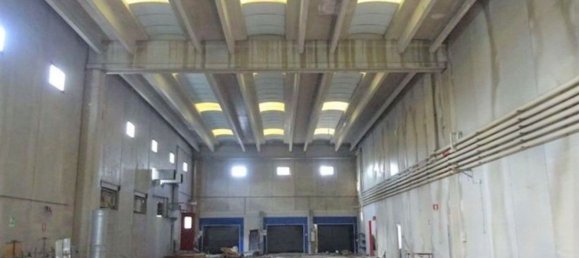 Склад с 4 комнатами в Колоннелла, Италия № 90975 14