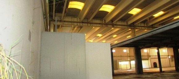 Склад с 4 комнатами в Колоннелла, Италия № 90975 21