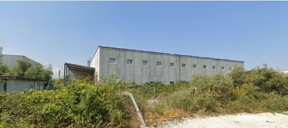 Склад с 4 комнатами в Колоннелла, Италия № 90975 8