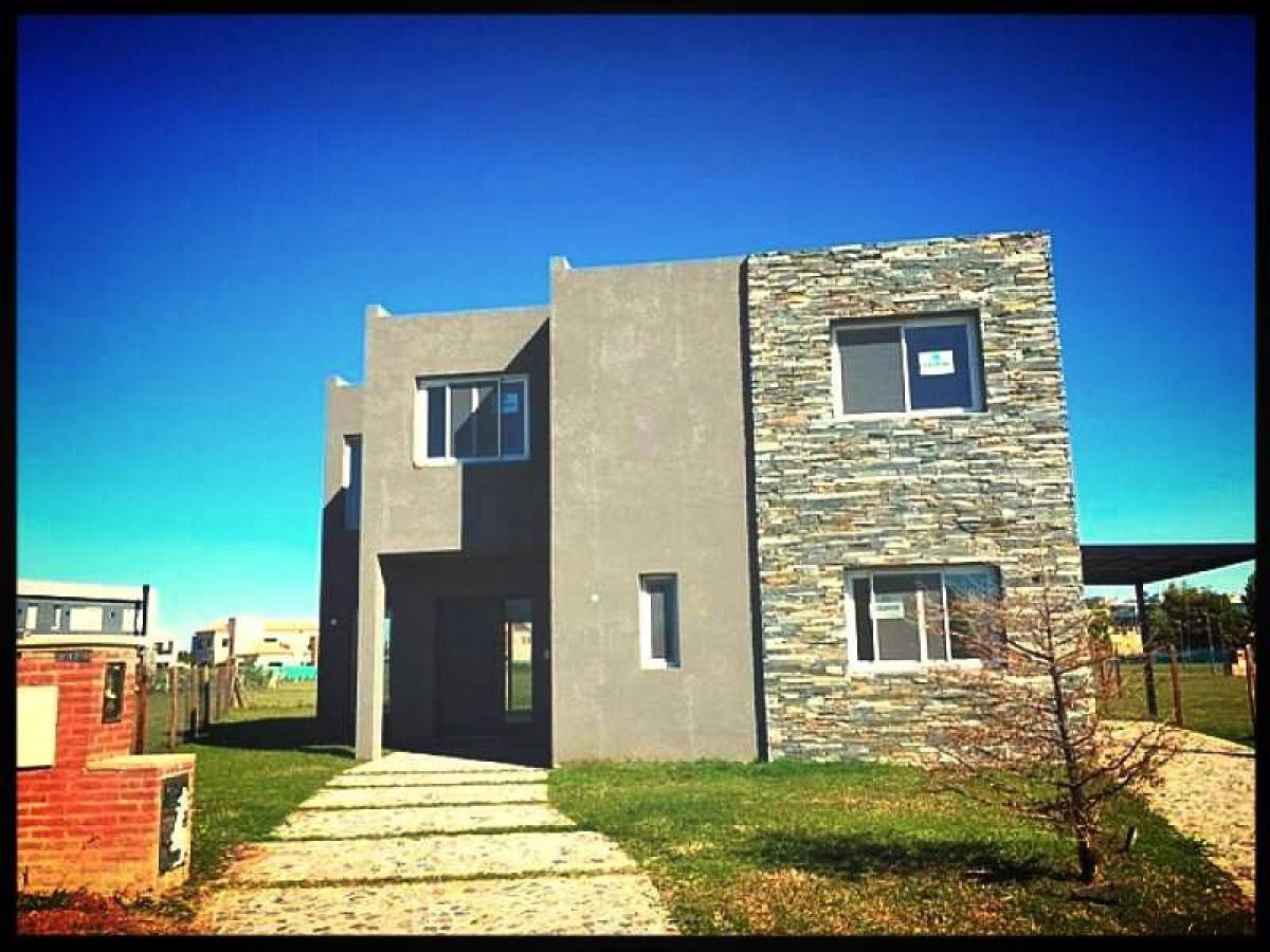 4 غرف نوم منزل في Pilar, Argentina رقم 6322