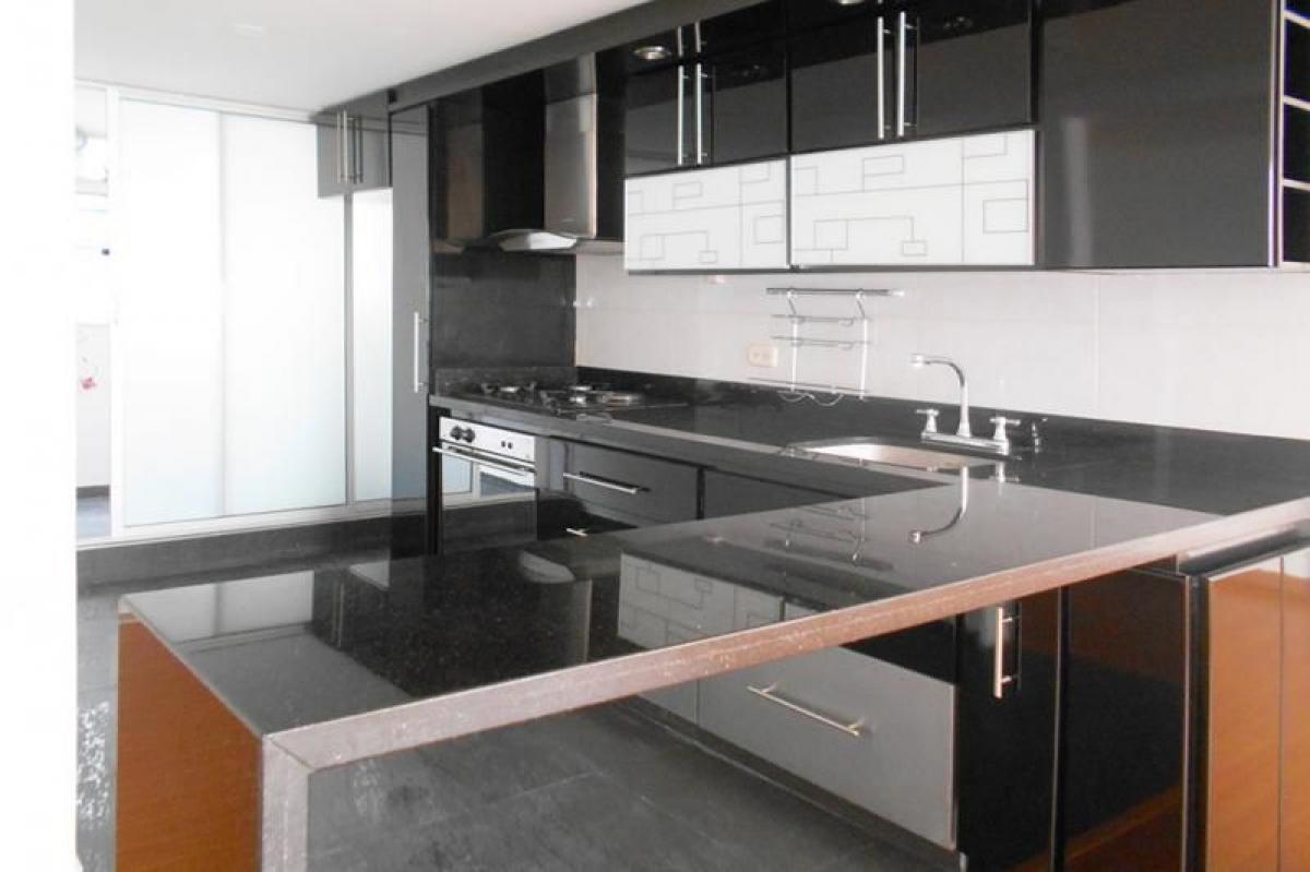 Casa T2 em Bogota, Colombia N.º 12494