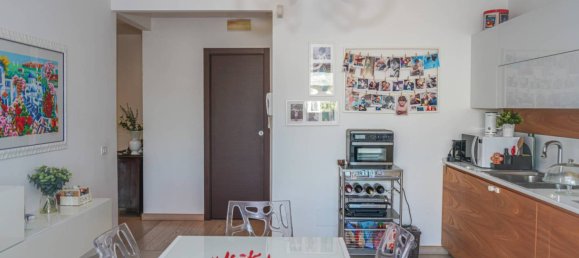 Apartamento de 3 dormitorios en Bari, Italy No. 330451 9