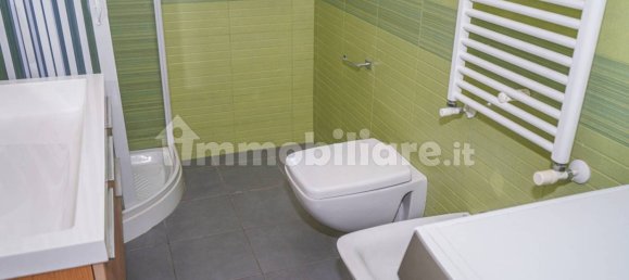 Apartamento de 3 dormitorios en Bari, Italy No. 330451 20
