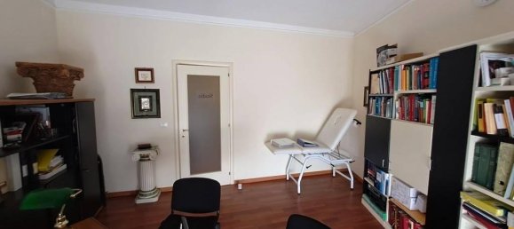 2-salle Appartement à Chieti, Italy No. 80139 6