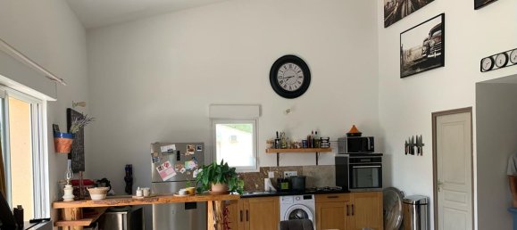 3 bedrooms House in Grignan, France No. 192815 5