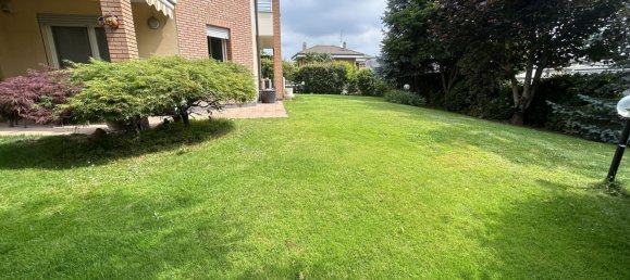 Apartamento de 4 dormitorios en Cadorago, Italy No. 361934 24