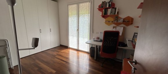 Apartamento de 4 dormitorios en Cadorago, Italy No. 361934 14