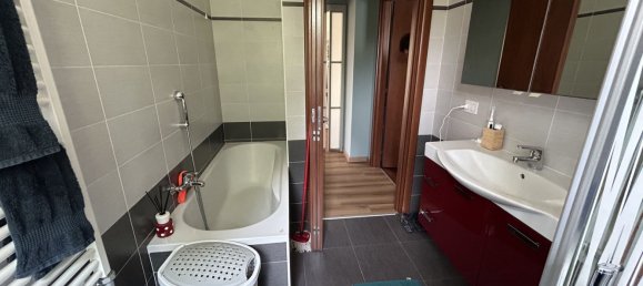 Apartamento de 4 dormitorios en Cadorago, Italy No. 361934 11