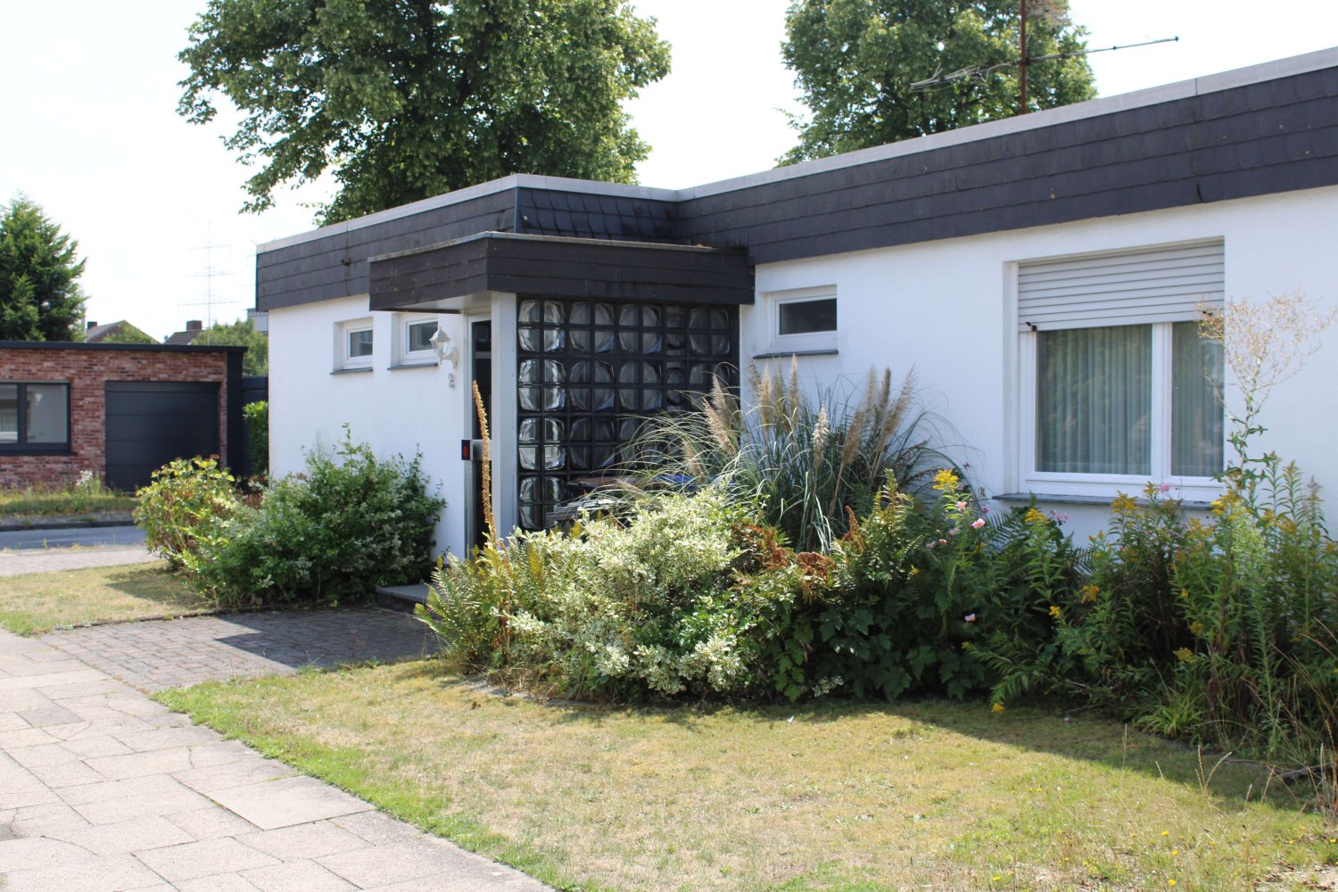 5 bedrooms Bungalow in Kaarst, Germany No. 12603