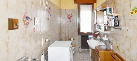 3 rooms Apartment in Parabiago, Italy No. 23092 21