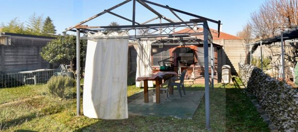 3 rooms Apartment in Parabiago, Italy No. 23092 5