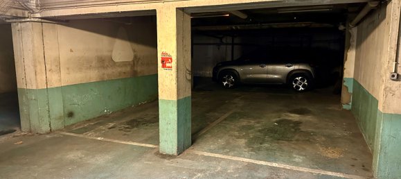 1 room Parking in Tours, France No. 282799 3