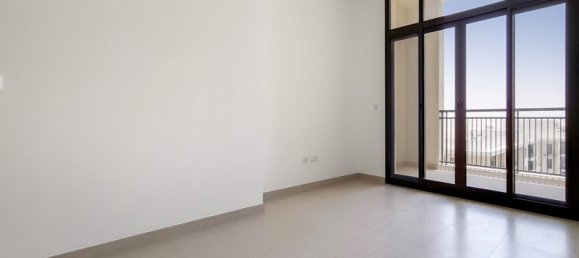 Apartamento de 2 dormitorios en Town Square, UAE No. 4109 2