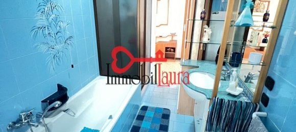 3-salle Appartement à Varese, Italy No. 180559 23