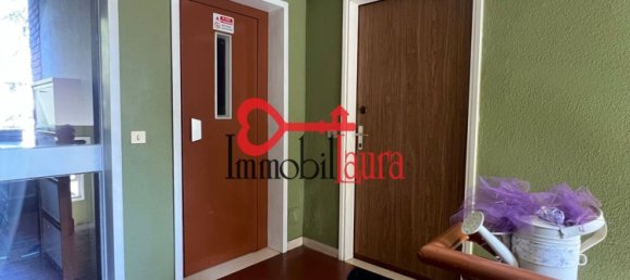 3-salle Appartement à Varese, Italy No. 180559 26